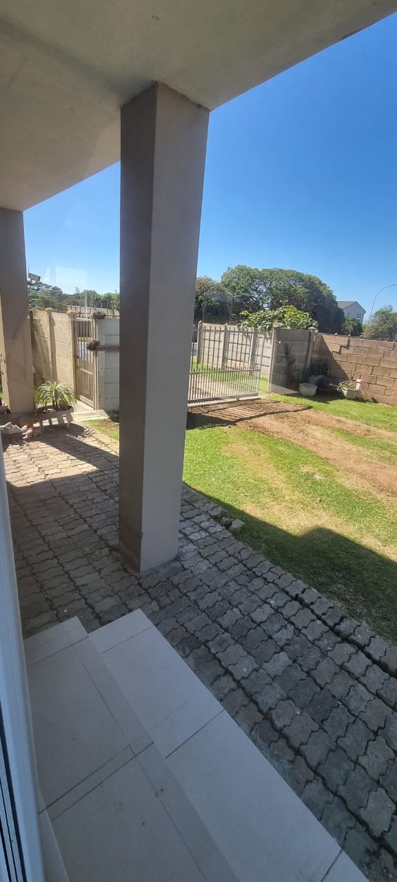To Let 3 Bedroom Property for Rent in Jeffreys Bay Central Eastern Cape